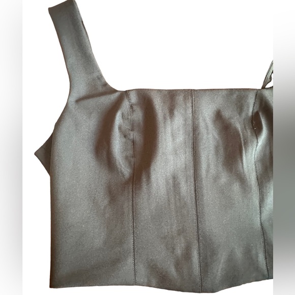 House of Harlow 1960 Black Zip Back Top - Picture 2 of 11